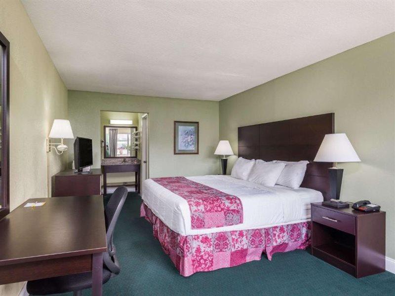 Days Inn By Wyndham Jellico - Tennessee State Line Exterior photo