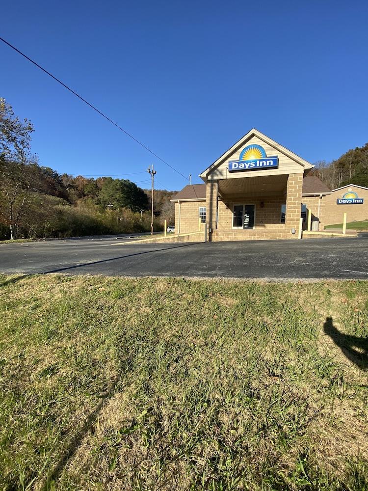Days Inn By Wyndham Jellico - Tennessee State Line Exterior photo
